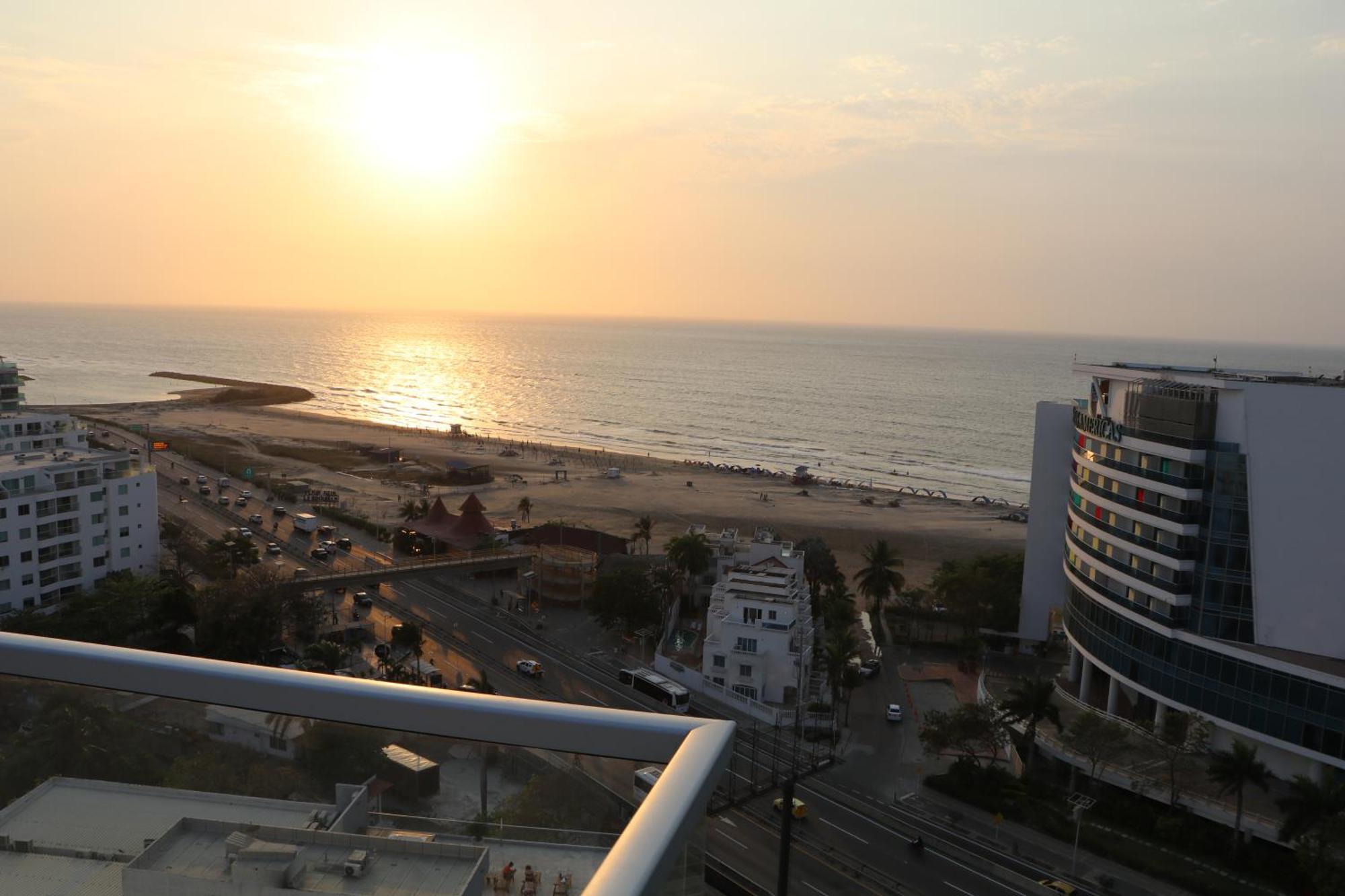 Apartamento De Lujo Frente Al Mar Con Piscina Cartagena Eksteriør billede